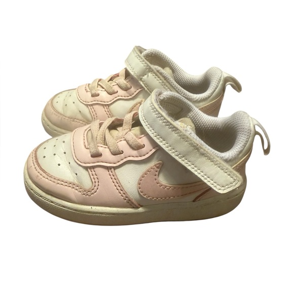 Nike Kids Light Pink White Baby Girl Size 6.5 Sneakers - Picture 1 of 9